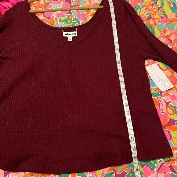 Abound off the shoulder garnet waffle style blouse size L - Picture 9 of 9